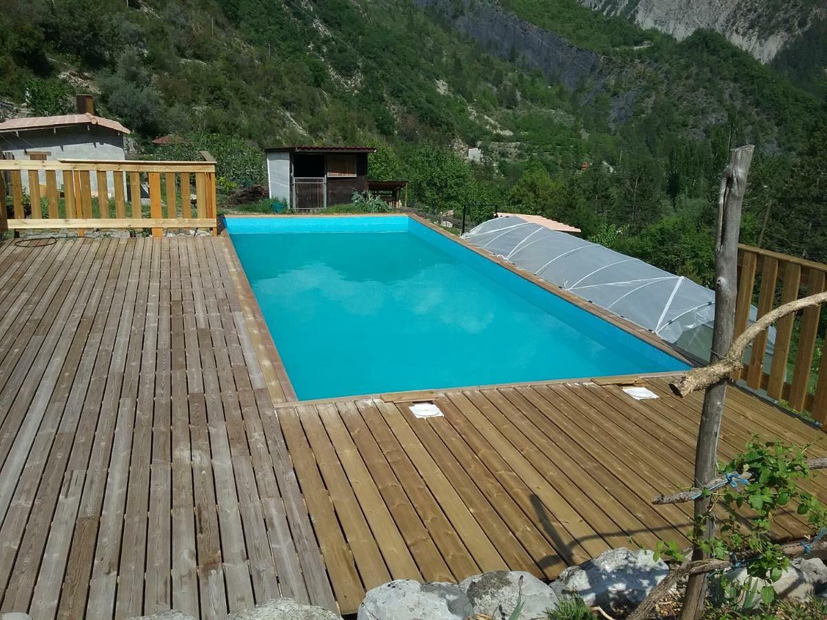 Apartamento Gallinette Rigaud Exterior foto